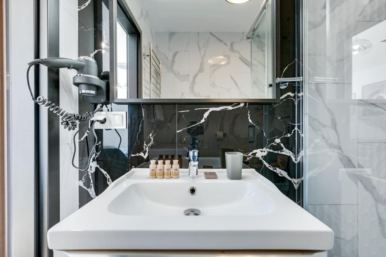 Carbon By Oneapartments Sopot Exteriör bild